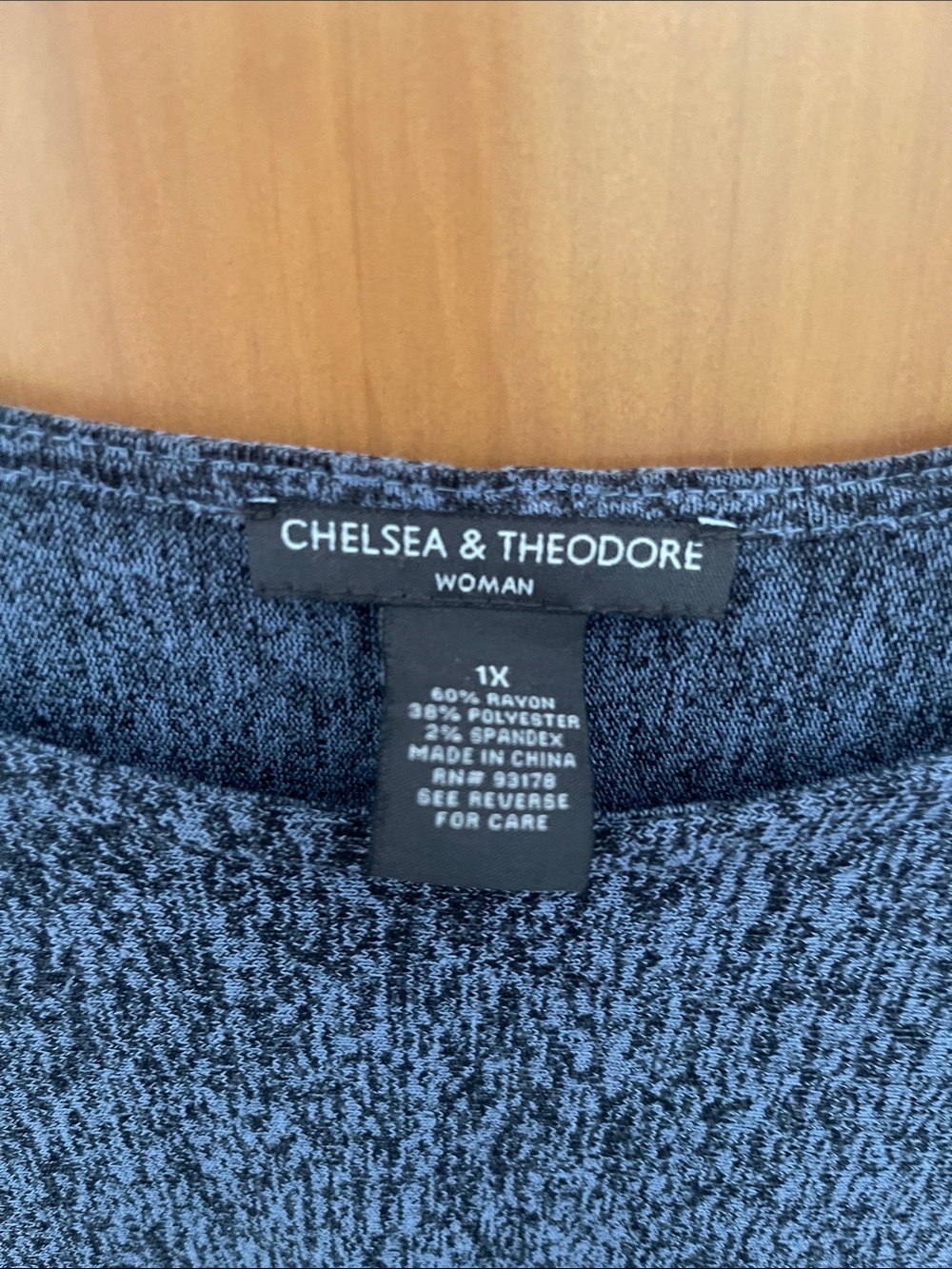 Chelsea & Theodore Heathered Navy-Gray Tunic Shirt with Pockets - Picture 3 of 3